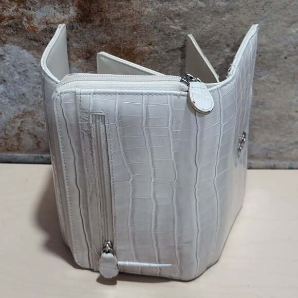 Vintage Leather Zip Around Wallet Cream Purse Snap Bifold - Picture 6 of 15